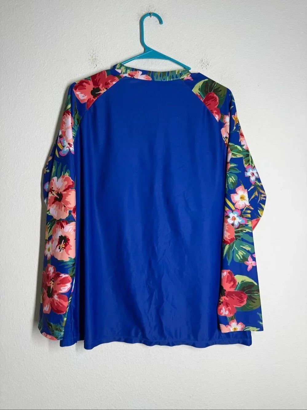 Womens Floral Rash Guard Swim Top Built In Bra Beach Surf Plus 2XL - Picture 3 of 11